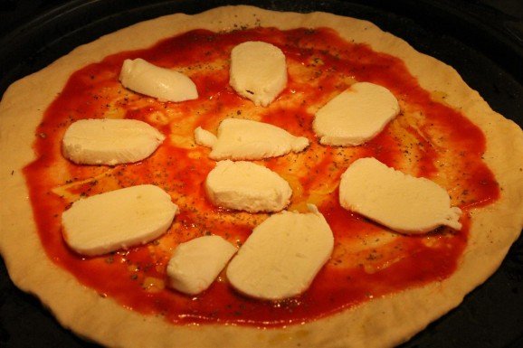 Margarita pizza zubereitung 2