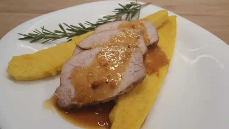 Rosmarin schweineruecken mit polenta