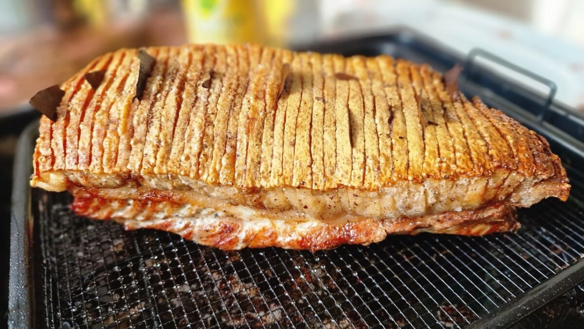 Flaeskesteg - nach dem Braten im Backblech