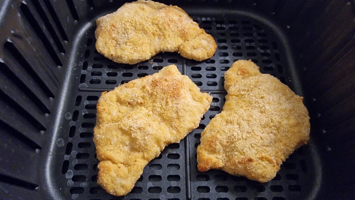 Schnitzel braten in der heissluftfritteuse 2