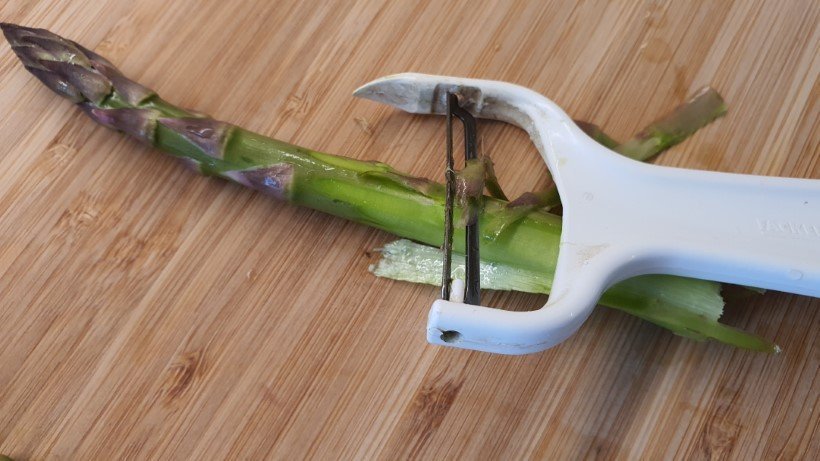 Spargel putzen 2