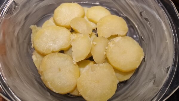einfacher ungarischer Kartoffelauflauf Zubereitung 5