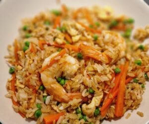 gebratener Reis mit Garnelen