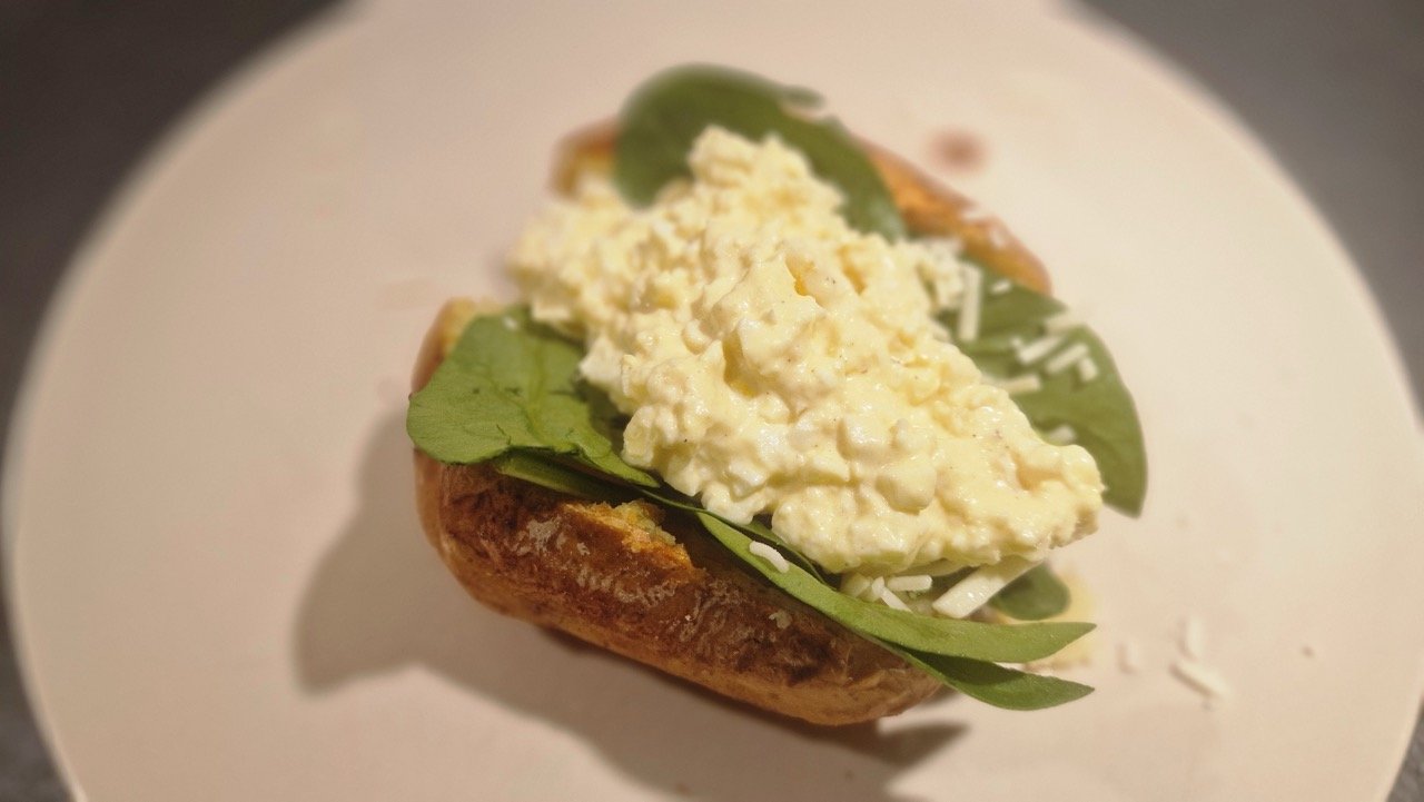 Ofenkartoffeln mit Eiersalat