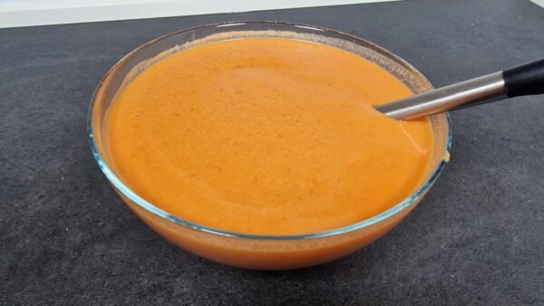 Gekühlter Gazpacho, servierfertig